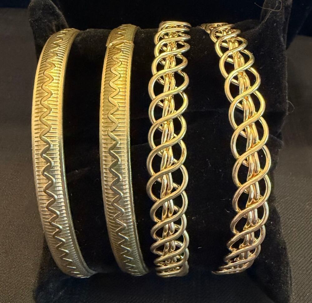 VTG Gold tone bangle bracelets - qty 4! Two beautiful boho stacking styles 8.25”